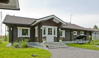 Viitapohja -hirsikoti Omakotitalot